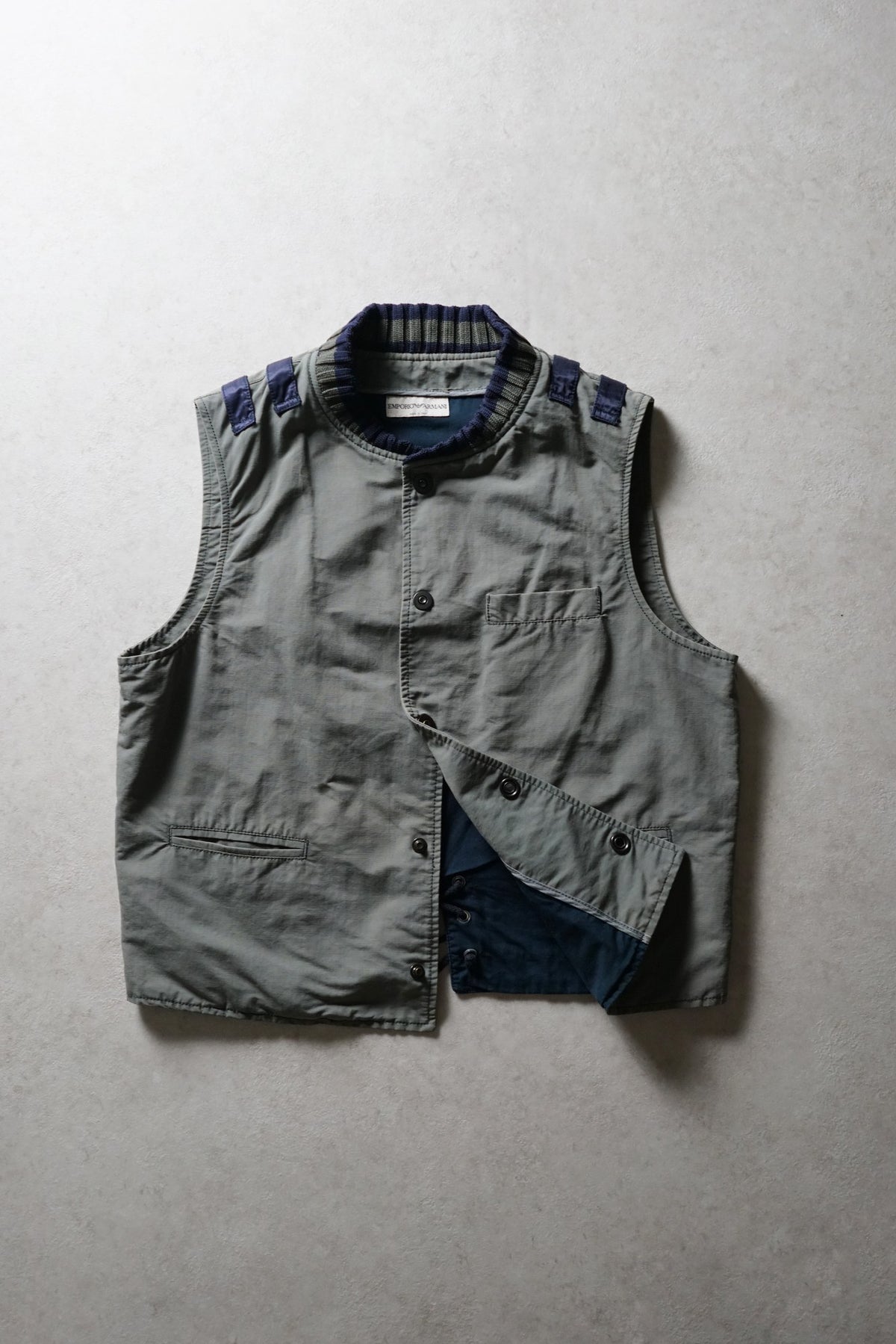 Emporio Armani Ribbed-Collar Gilet