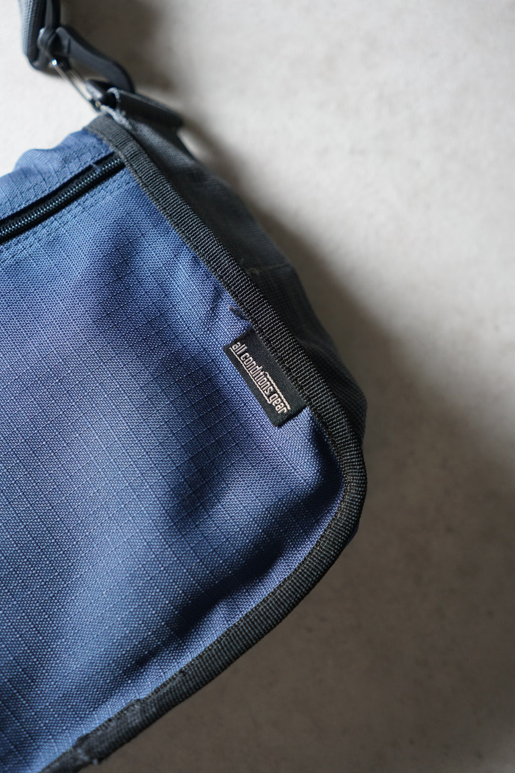 Nike ACG Ripstop Side Satchel